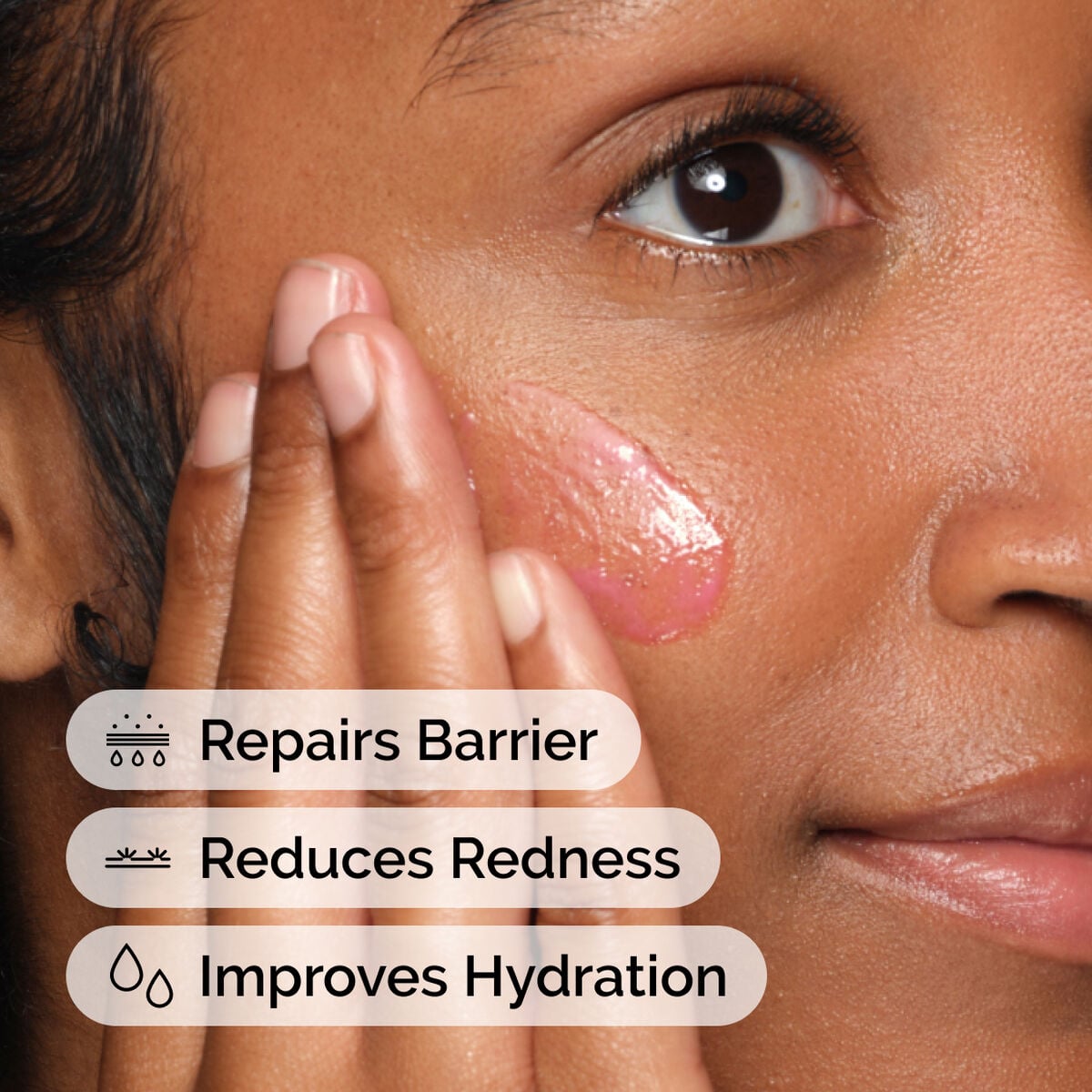 soothing-and-barrier-support-serum-set-f6 ord-soothing-barrier-support-serum-model-application-with-benefits.jpg